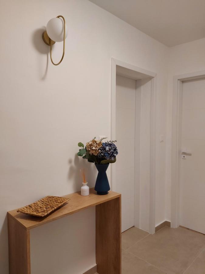Meden Apartment ポレッチ エクステリア 写真